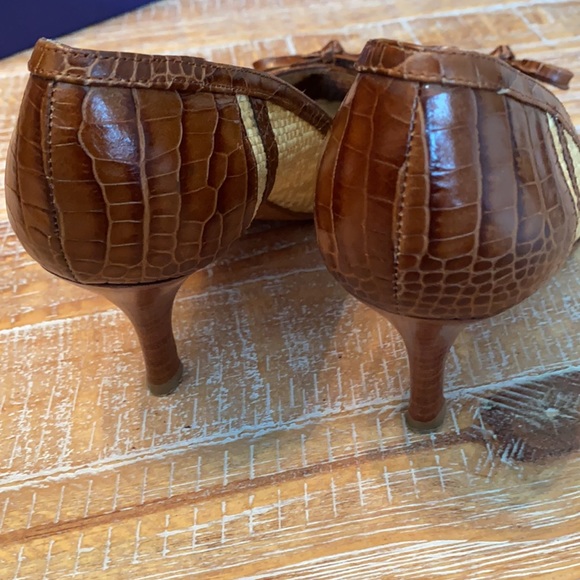 Stuart Weitzman open toe heels - Picture 6 of 10